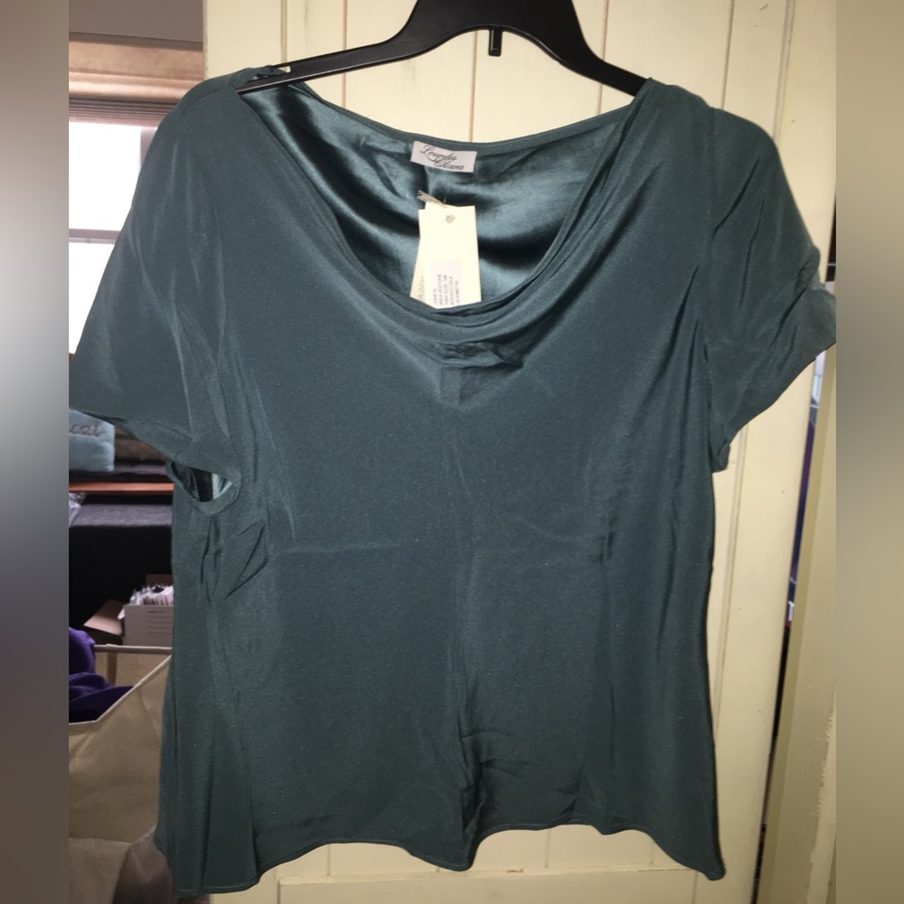 Designer Lourdes Chauves Green Silk New Silk Top Size S/M